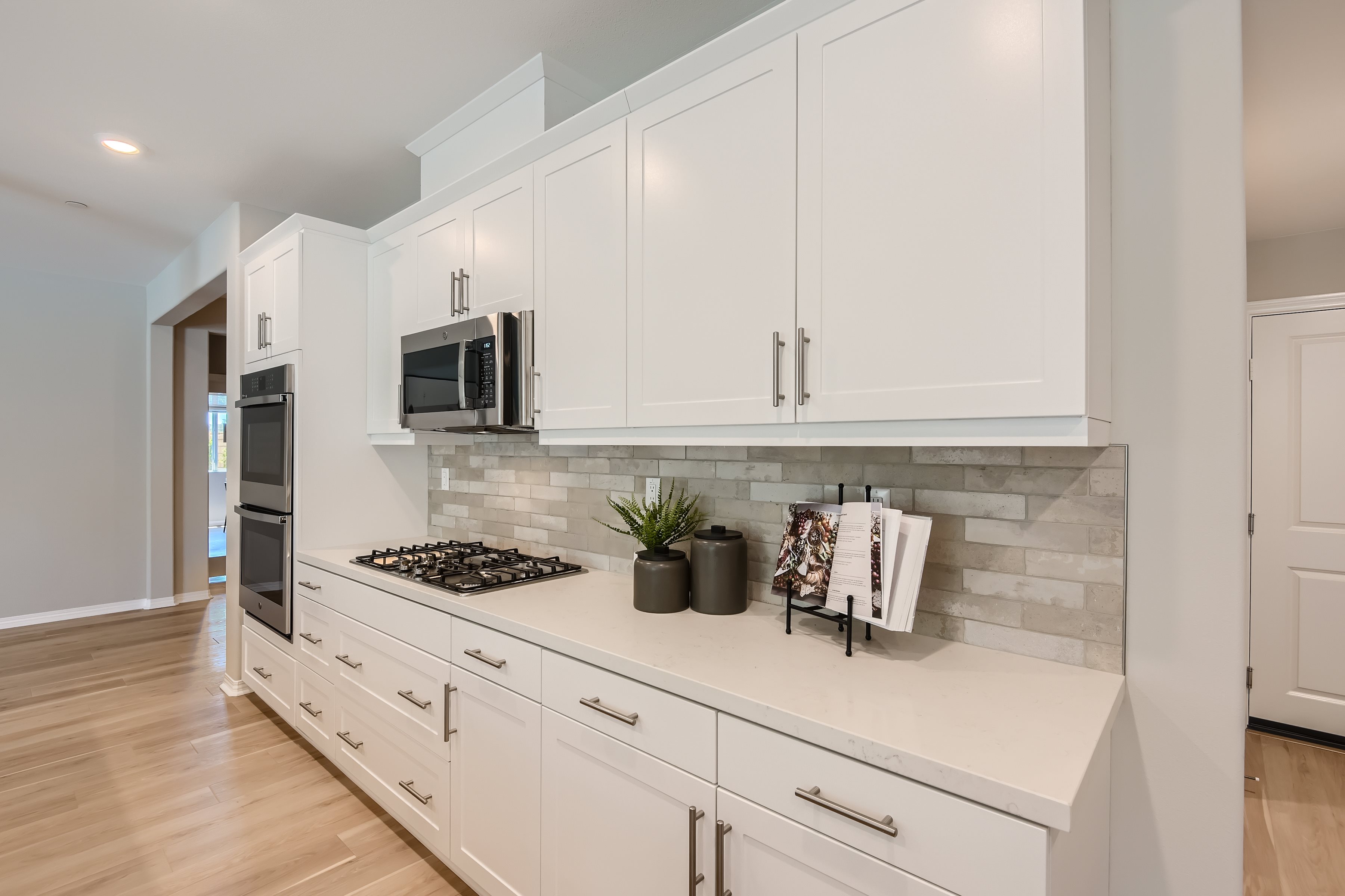 South Shore Rockport Ranch Res Five Kitchen 4of4 F1