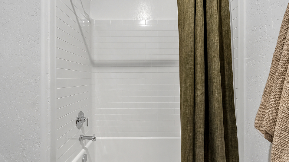 3002 Jewel Bath2 2of2 F1 Base4