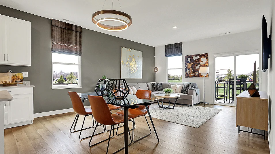 4233 Briarwood Dining 1of2 F1