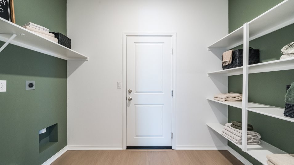 Laundry interior