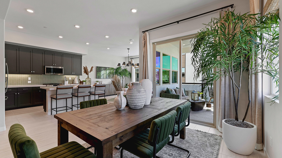 Vista Metro Heights Res3 Dining 1of4 F2