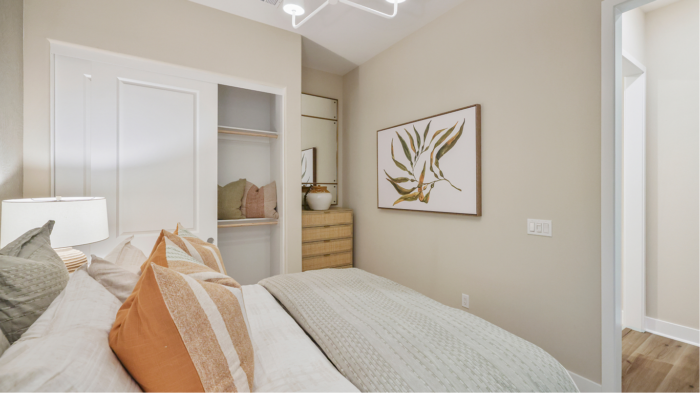 Ridgeview Metro Heights Res2 A Bed3 2of3 F2