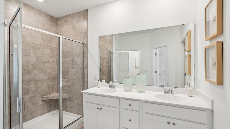 Owners Bathroom