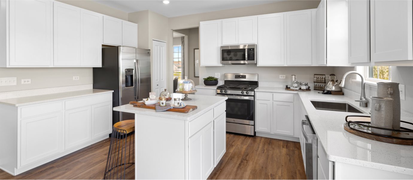 Fox Pointe Galveston Kitchen 1of3 F1