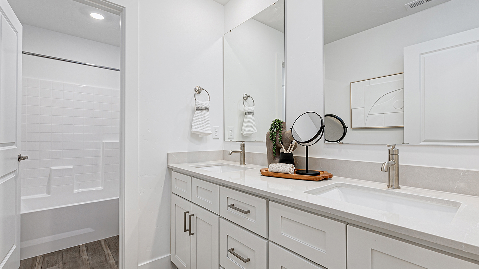 2804 Plan2804 Bath2 F2