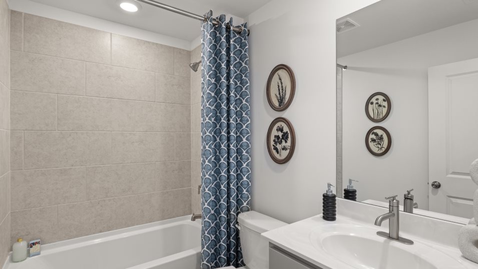 Sullivan Bathroom 2