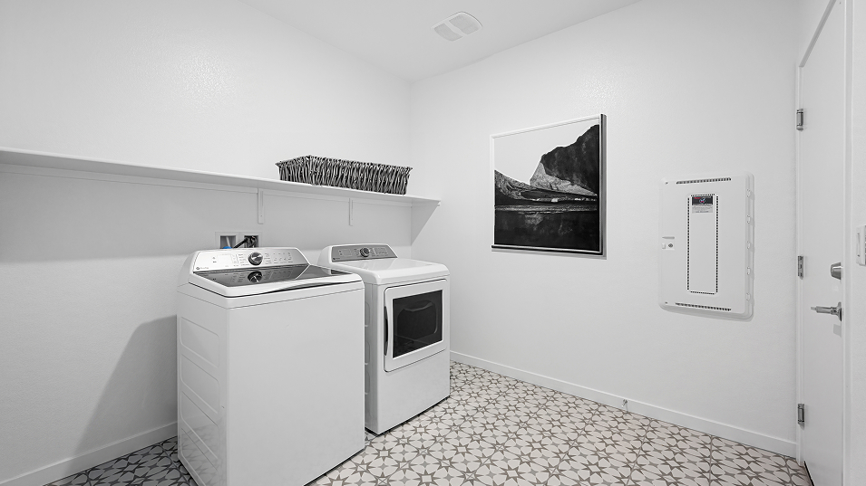 2668 Antoinette Laundry F1 Base2