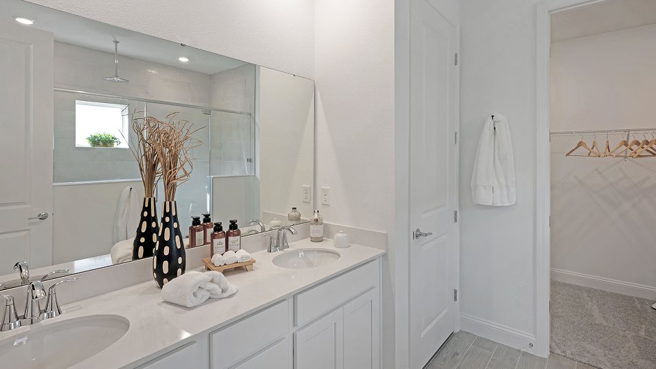 Hailey II Owner's Suite Bathroom
