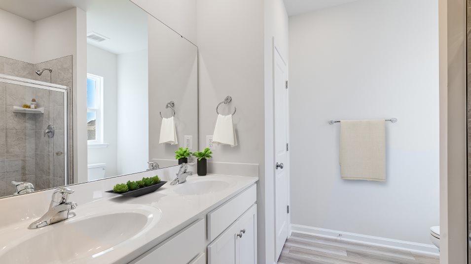Plymouth Owners Bathroom