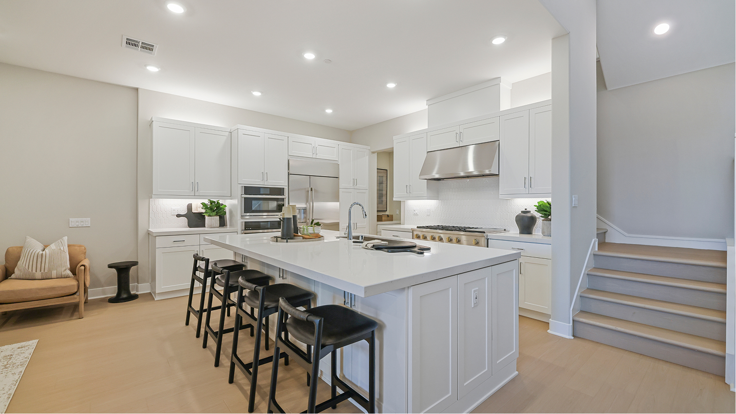 Ridgeview Metro Heights Res1 Kitchen 4of7 F1