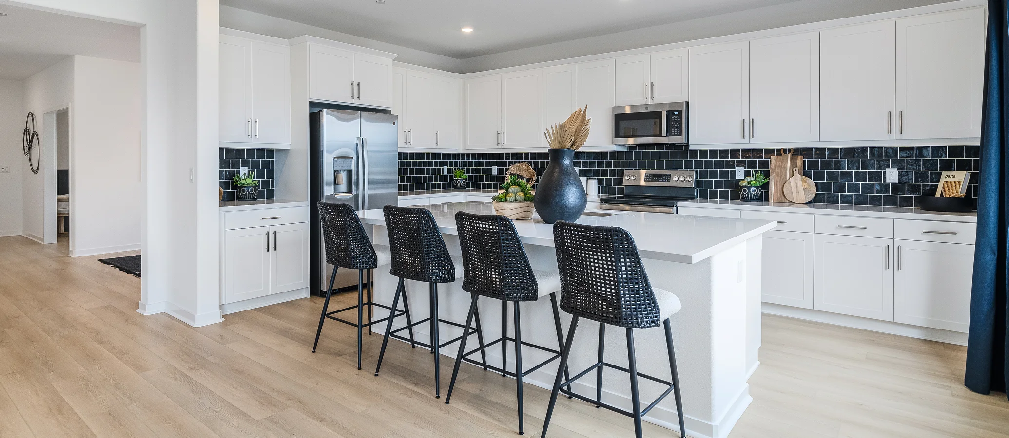 Quartz Trail Res3 Kitchen 2of5 F1