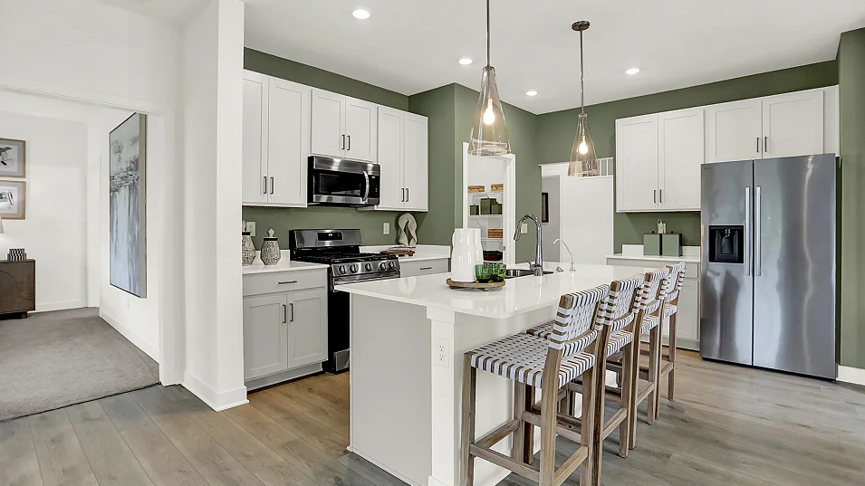 4234 Chapman Kitchen 1of5 F1