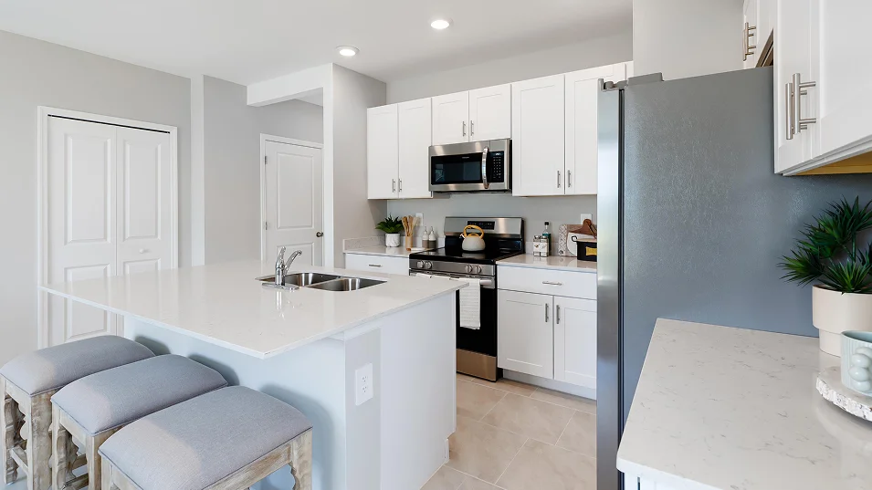 T H01 Avery Kitchen 1of5 6 11 25
