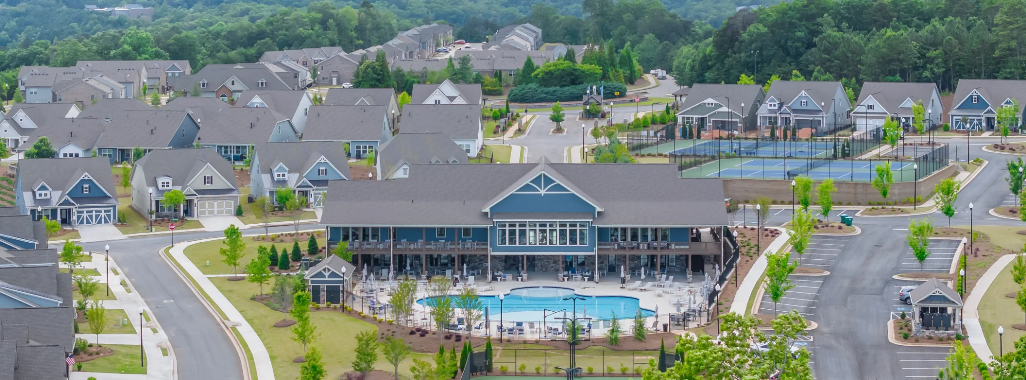 Hickory Bluffs Aerial with Amenities