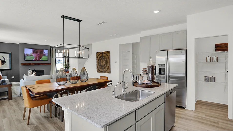 9156 Valencia Kitchen 3of3 F1 Base2 041425