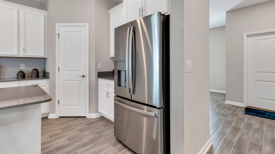 GE Stainless Steel Fridge