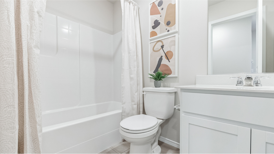 1684 Yarrow Bath2 F3