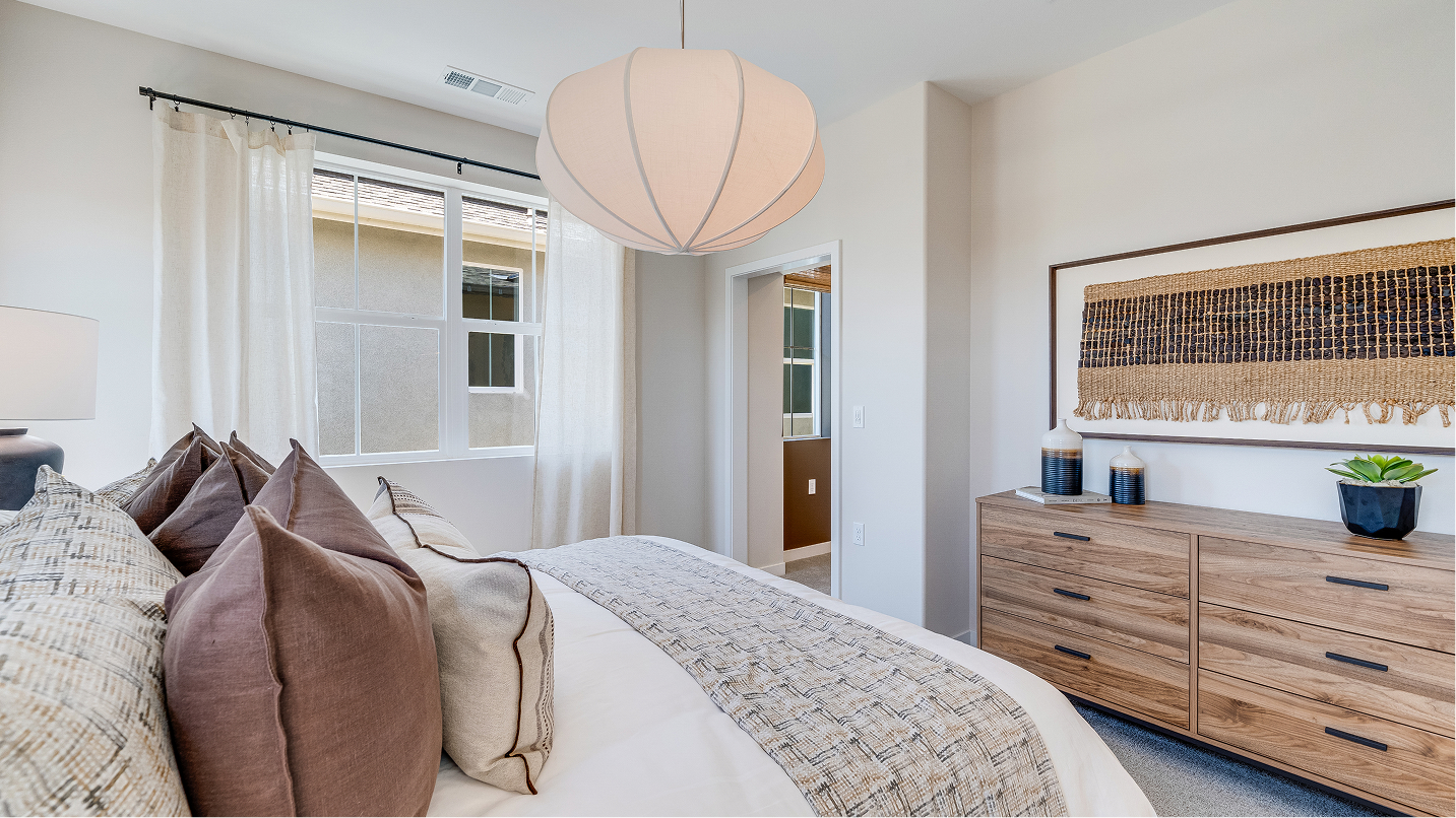 Luxe Nuvo Parkside Res2 Owners 3of3 F2