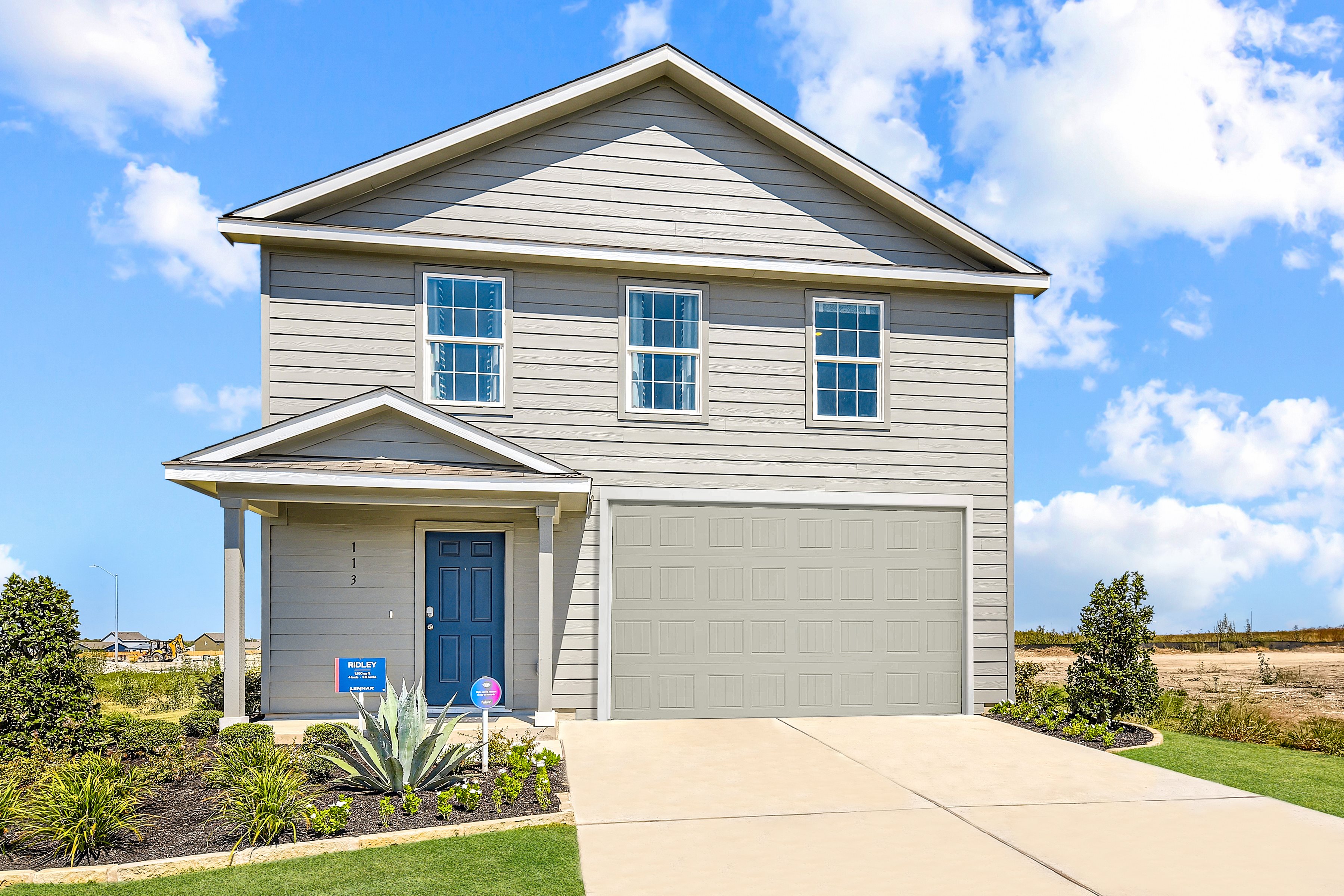 01 Exterior Front