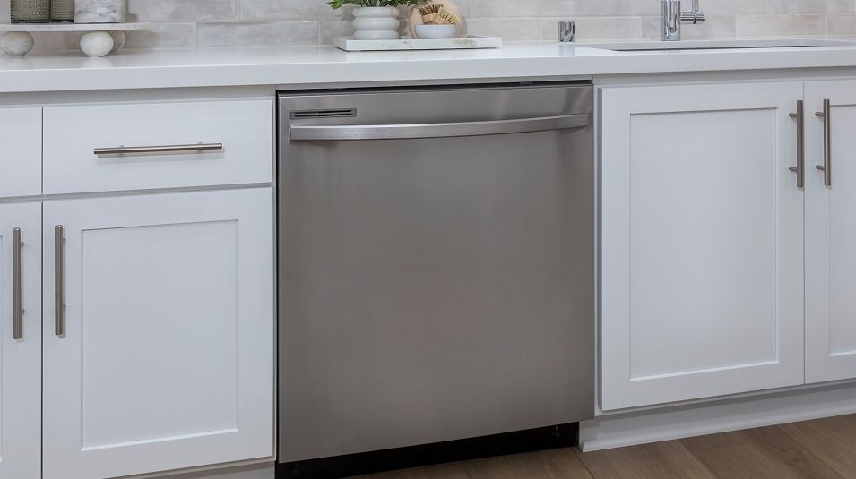 Mezzano Lakeshore Res3 EI Kitchen Dishwasher