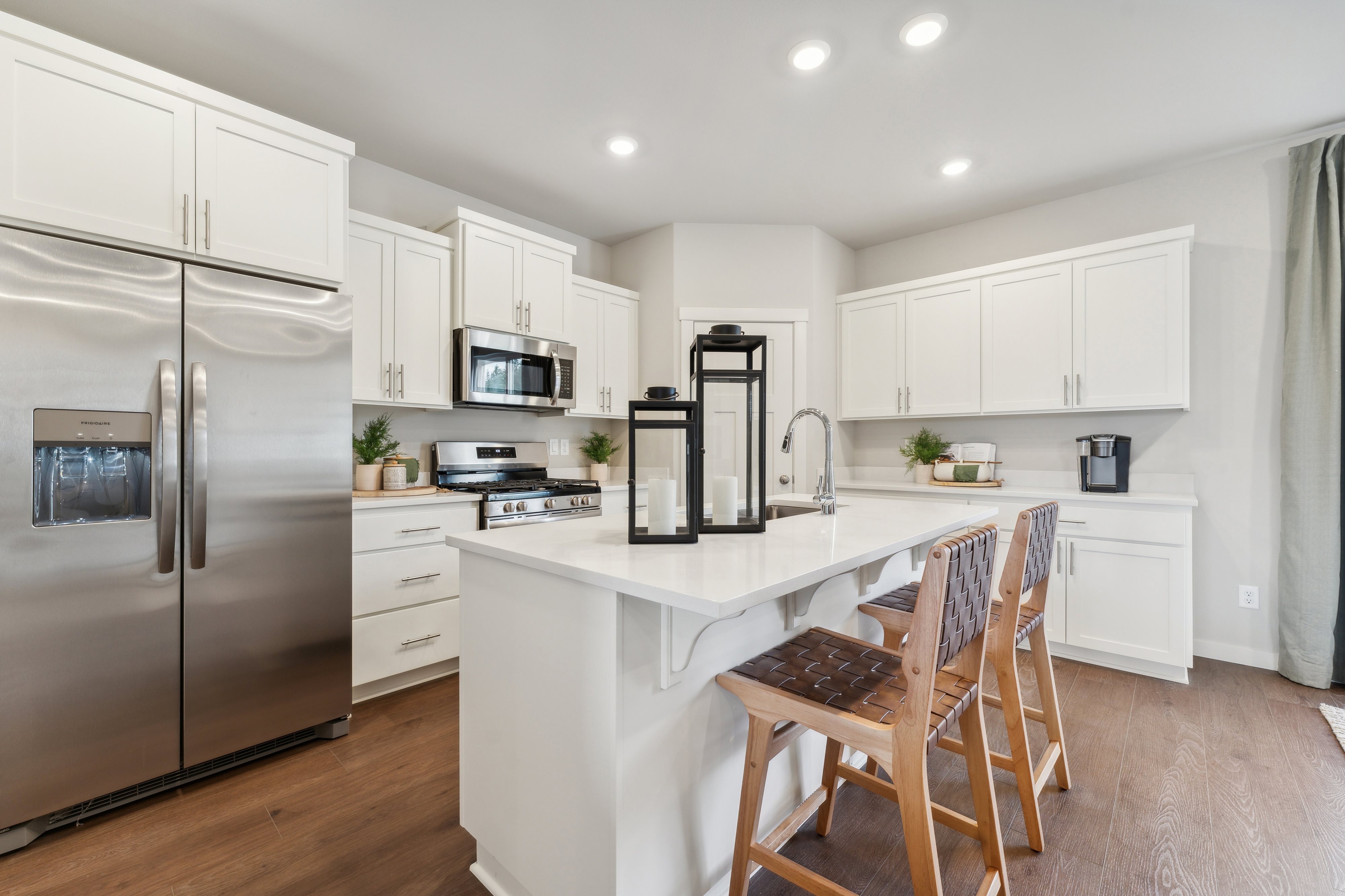 Parkview Terrace Hazel Kitchen 2of2 F2