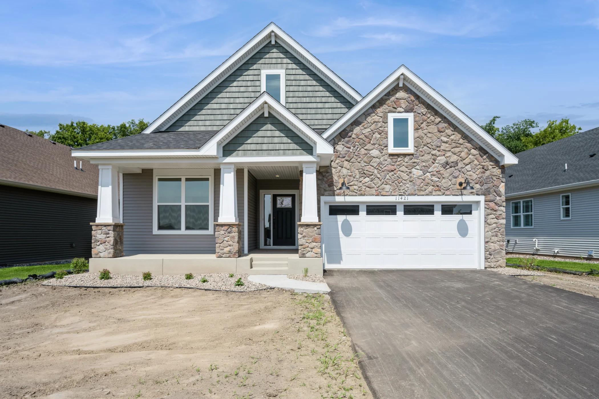 01 11421 Fieldstone Dr 2001 Hi Res copy
