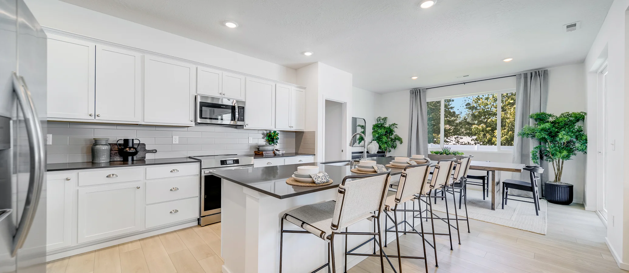 3355 Whidbey Kitchen 1of2 F1 Base2
