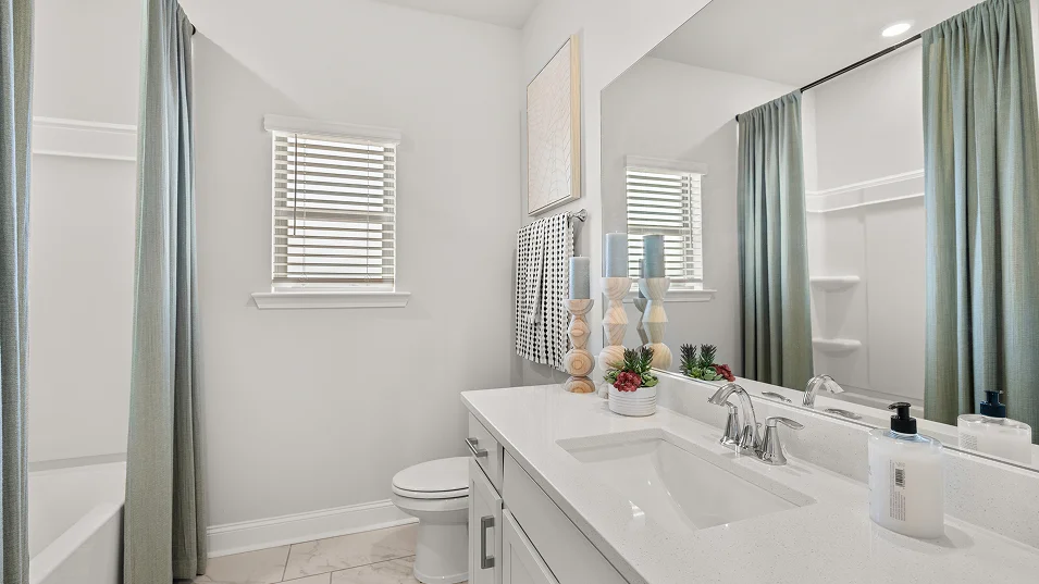 2828 Marley Bath3 F1