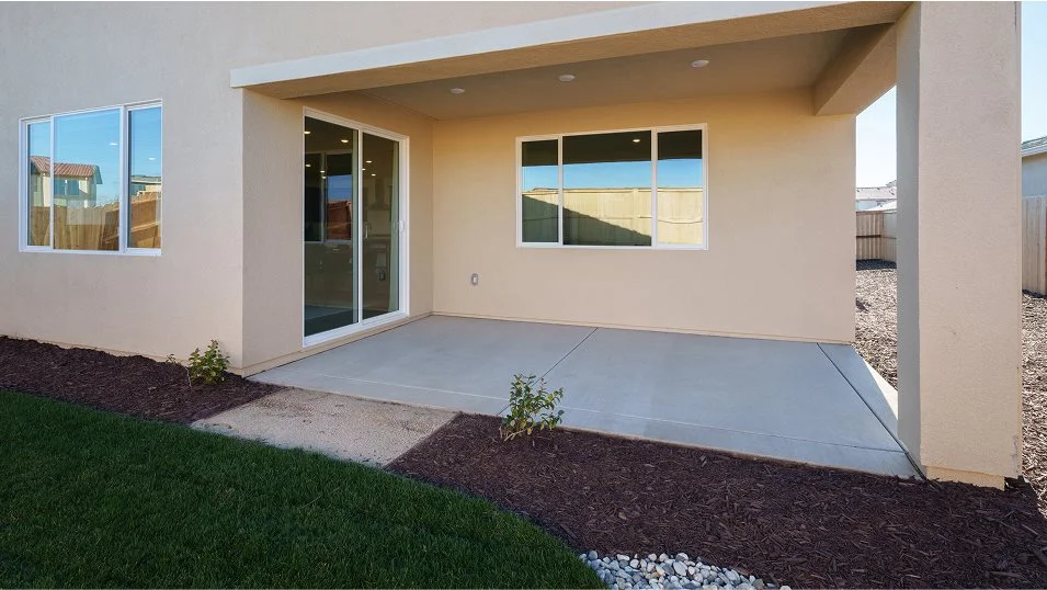 Residence 2421 covered patio