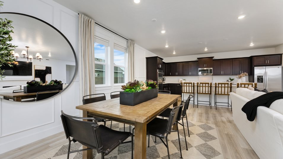 Plan 2949 Dining Room