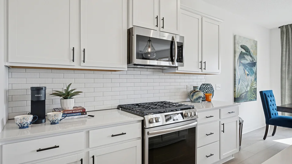 E V4 S Salerno Kitchen 5of7 F1 080625