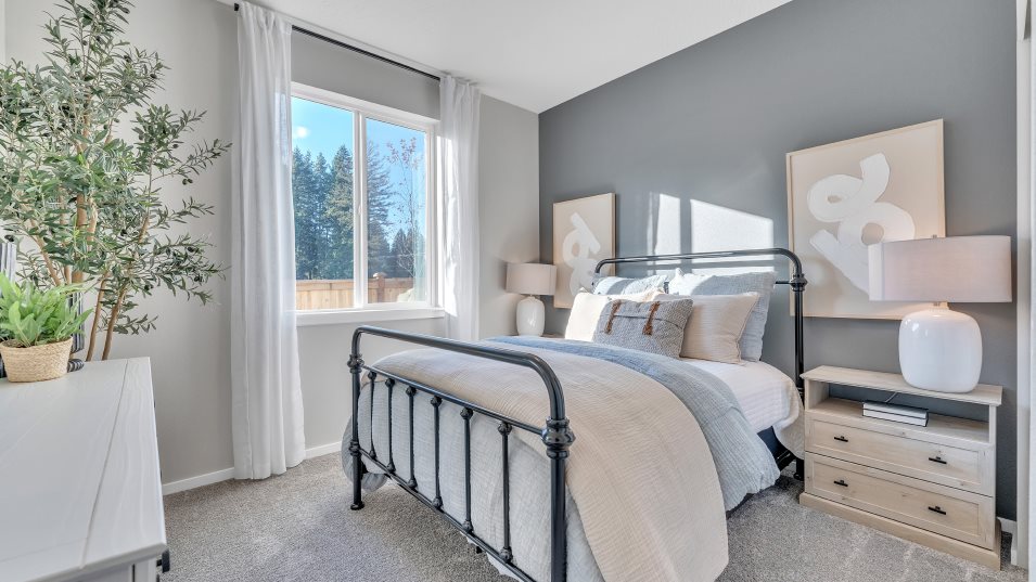 Hamilton Bedroom 2