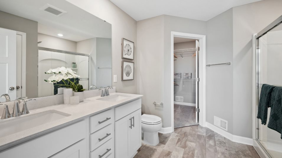 Madison Owners Bathroom