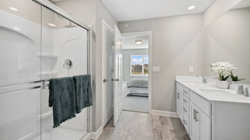 Madison Owners Bathroom