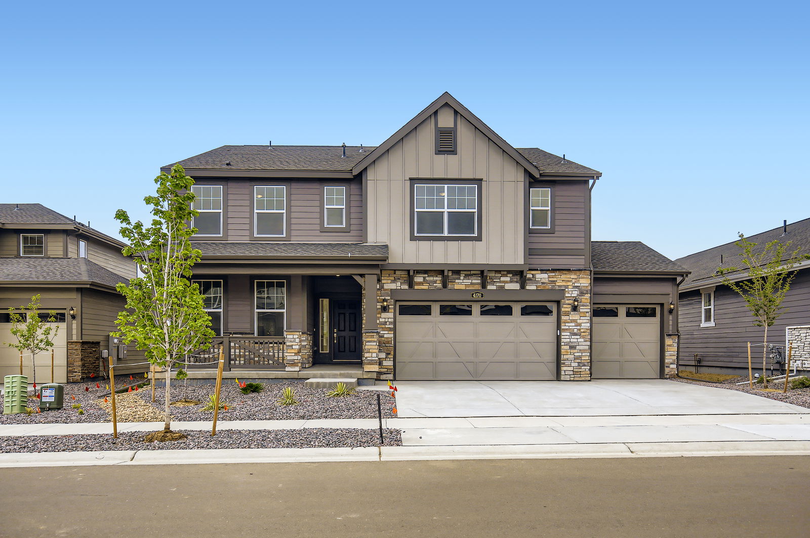 4170 Amanda Dr Exterior Front
