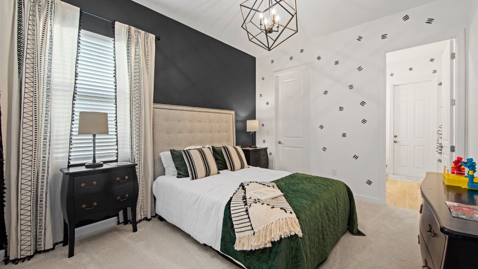 Lorraine-Lakes Estate Homes Sunset Bedroom 3