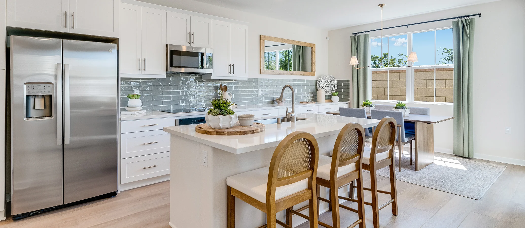 Luxe Nuvo Parkside Res1 Kitchen 1of3 F1