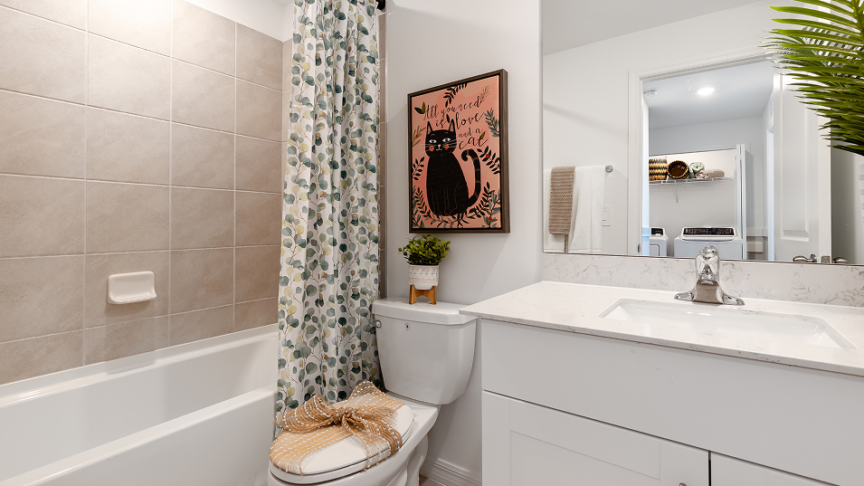 T H01 Avery Bath2 6 11 25
