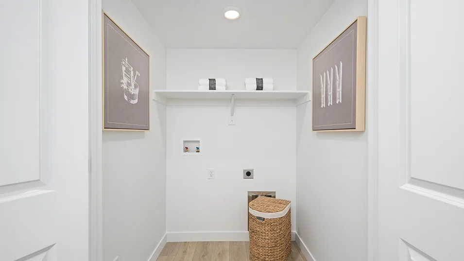 1573 Pendelton Laundry F2
