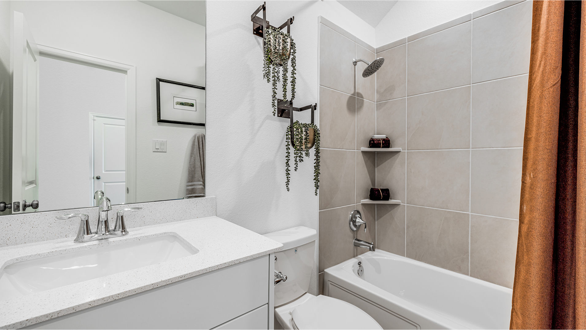 3534 Dashwood Bath2 1of2 F1