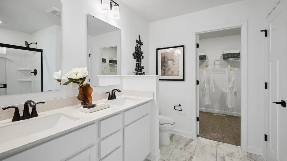 Cascade Owners Bathroom