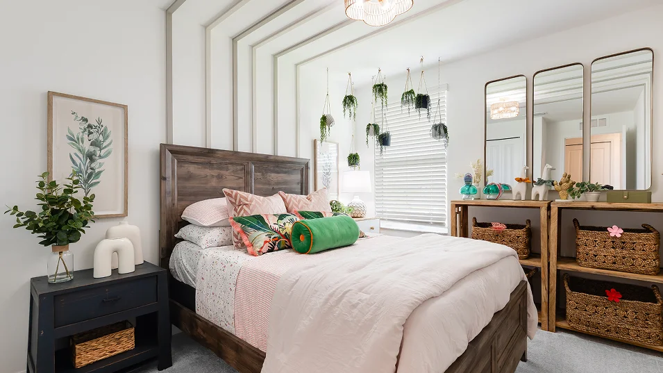 T H01 Avery Bed3 1of2 6 11 25