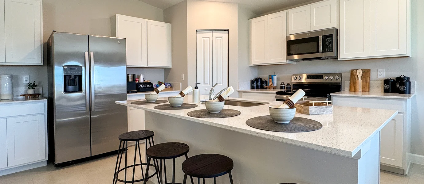Florida Core N003 Celeste Kitchen 1of3 F1 Base6 5 2 25