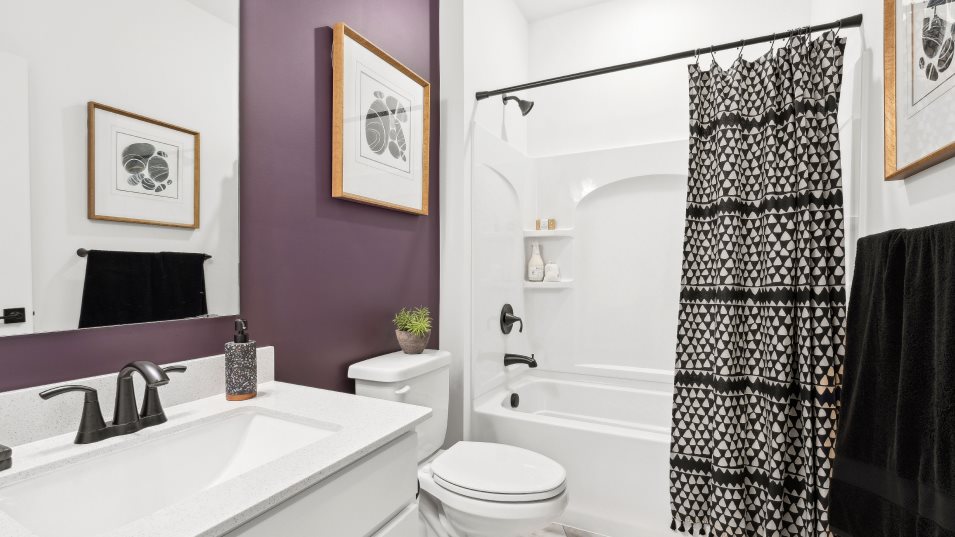 Salem Bathroom 2