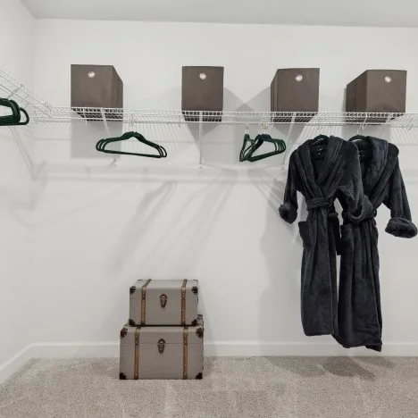 Sequoia Owners Walk in Closet