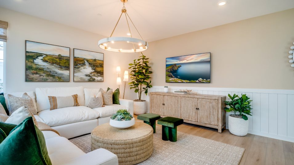 Marquise Sunstone Res 3  great room