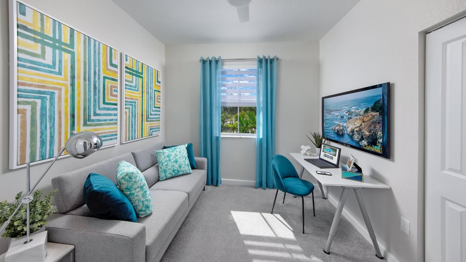 Casis third bedroom