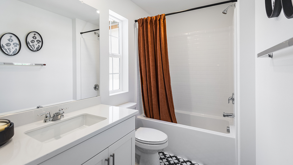 Woodland Sycamore Heights Res1 Bath2 F3