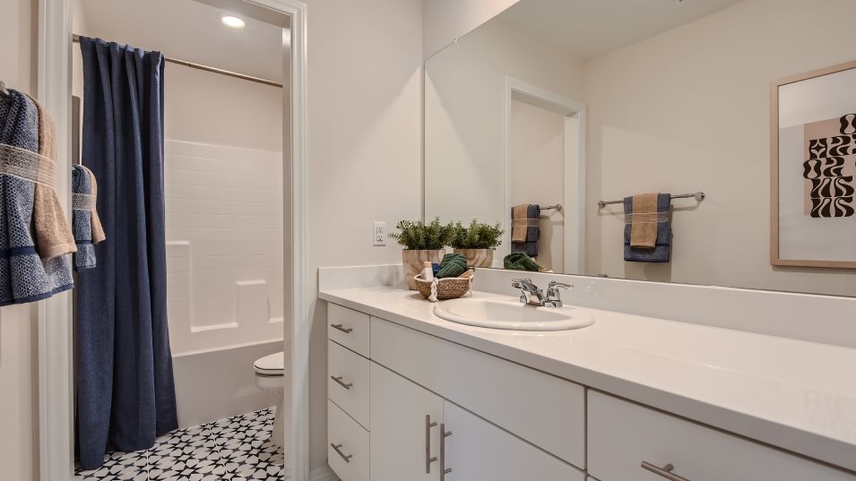 Residence 3 Bathroom 2