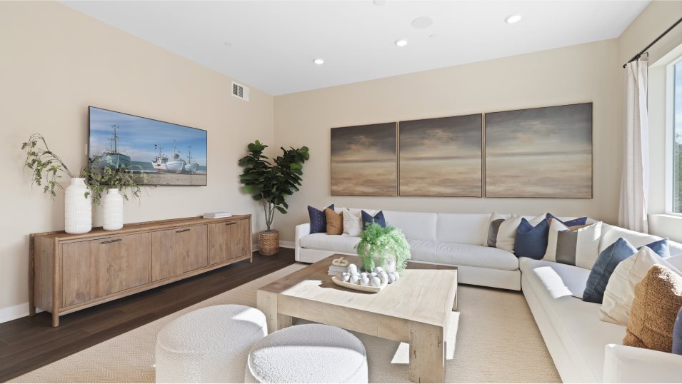 Outlook 4 Living Room